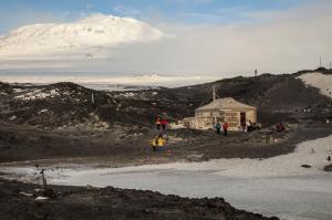 Antarktis - Antarktis-Halbumrundung – Auf den Spuren von Amundsen und Scott Antarktis - Antarktis-Halbumrundung – Auf den Spuren von Amundsen und Scott