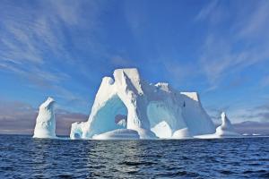 MS WORLD EXPLORER: Antarctic Express