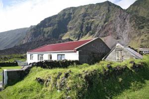 Südgeorgien • Tristan da Cunha • St. Helena • Ascension • Kapverden - Atlantische Odyssee Südgeorgien • Tristan da Cunha • St. Helena • Ascension • Kapverden - Atlantische Odyssee